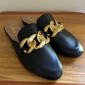 NEW W/O TAGS - Lulus Black Mule Loafers with Gold Chain
